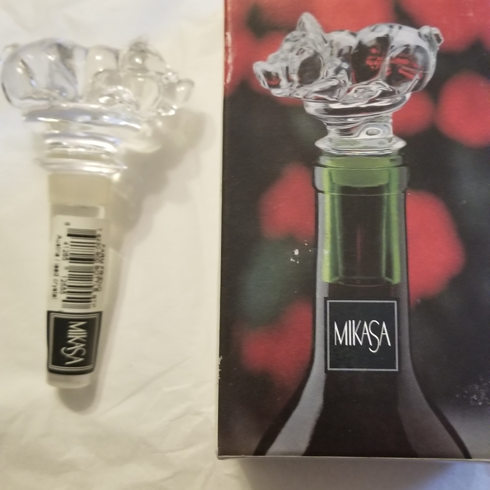 New lead crystal farm friend Mikasa wine stopper